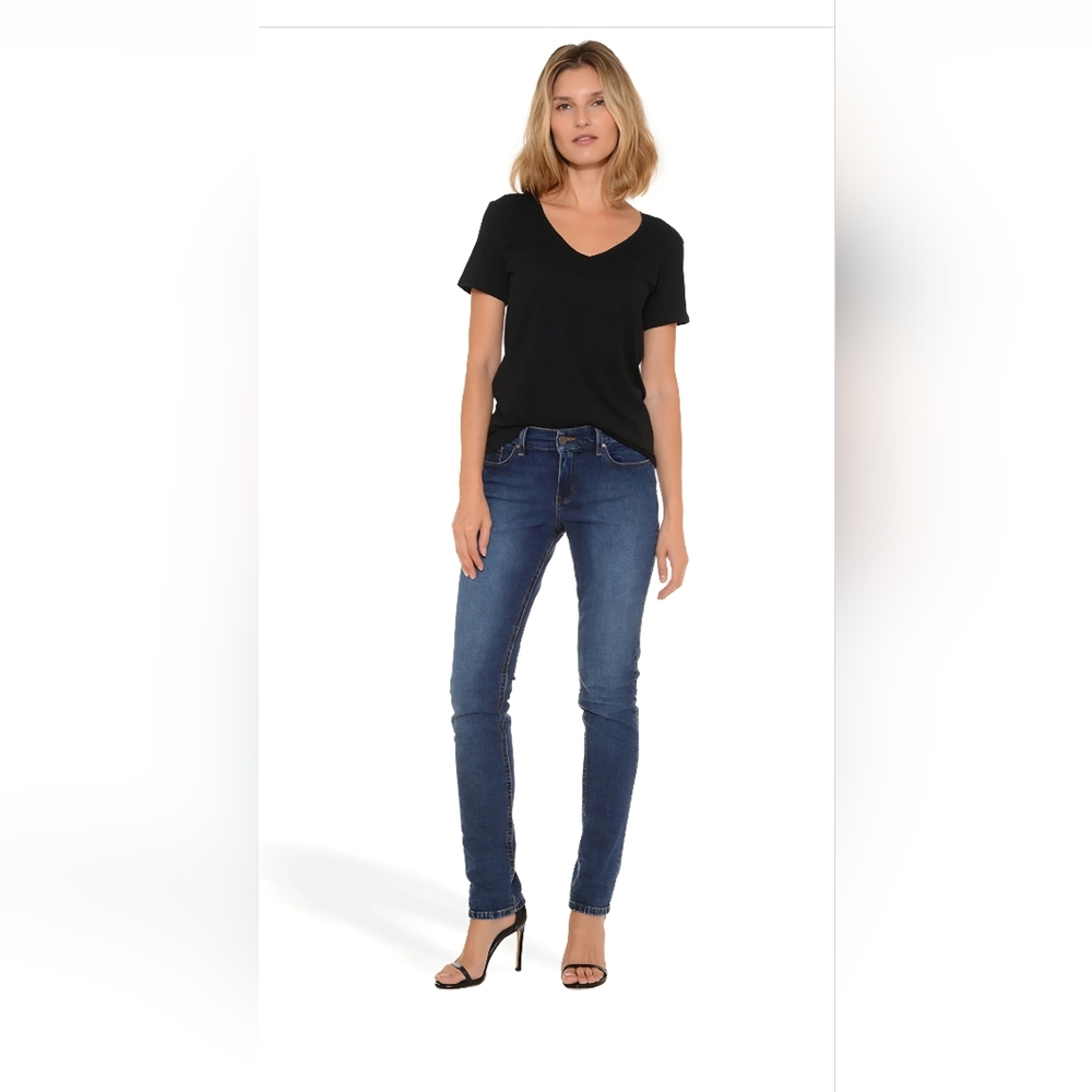 Mott & Bow Women's Boyfriend Skinny Fit Ridge Jeans Size 26. New/ Never Worn